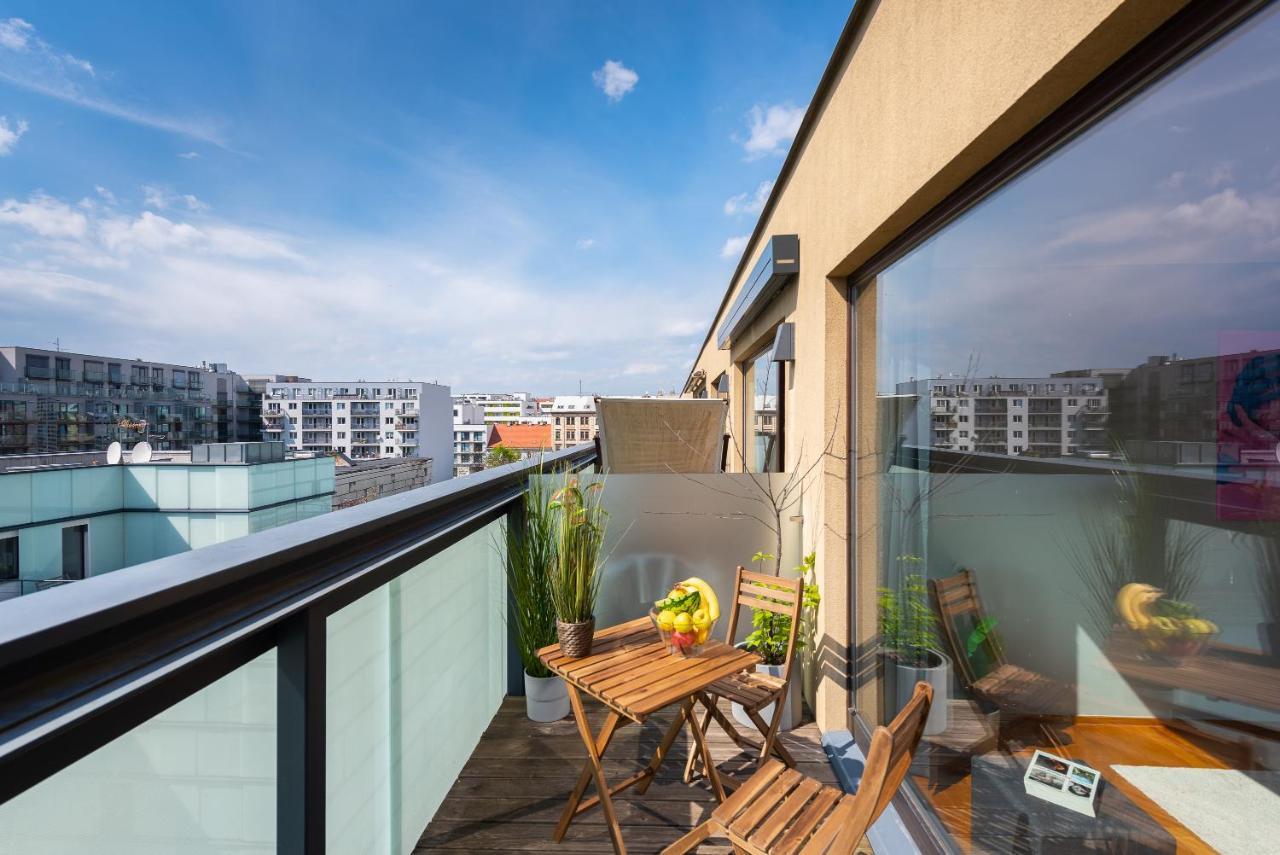 Apartament With Balcony And Parking Near The Museum *